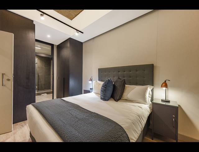 2 BEDROOM APARTMENT FOR SALE IN SANDOWN